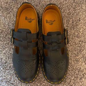 Dr. Martens | size 6 | 8085 Mary Jane’s | black leather